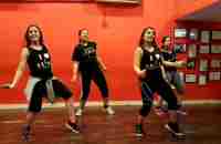 Zumba(R) on Daddy Mummy - YouTube