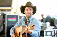 Country star Luke Bell dead at 32 as friends mourn ‘heartbreaking’ news | The US Sun