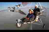 Amazing_flights_with_birds_on_board_of_a_microlight__Christi — Видео | ВКонтакте