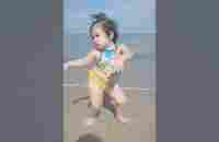 cute baby Funny Dance 