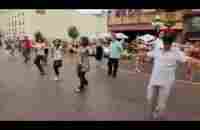 Dancing Zorbas in street - - YouTube